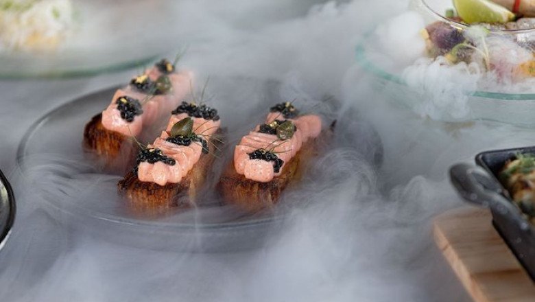 EMBARK ON A GLOBAL CULINARY JOURNEY AT THIS ALL-DAY DINING RESTAURANT