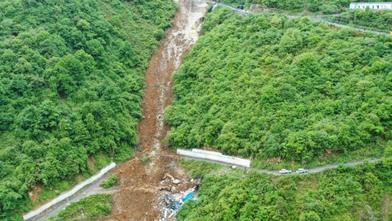 19 dead after mountain collapse in SW China