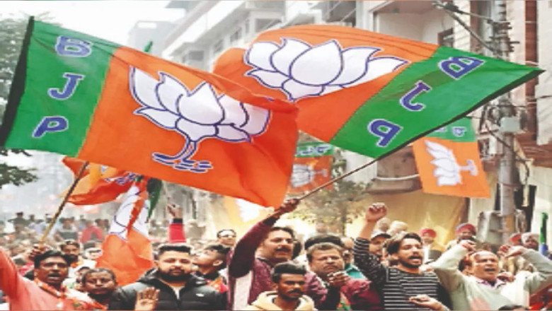 Ex-BJP ally Rajbhar rejoins NDA, boosts UP prospects