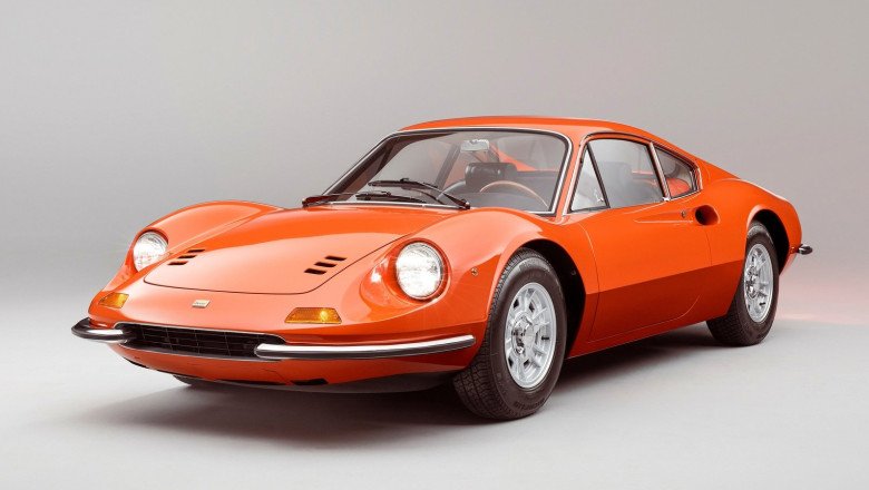 Registering Classic Cars In The UAE: Preserving The Timeless Treasures