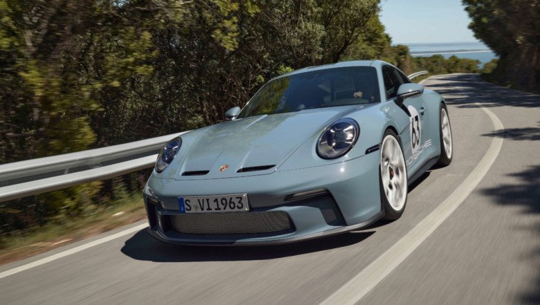 Limited Edition Porsche 911 S/T Breaks Cover: Only 1,963 Units To Be Produced