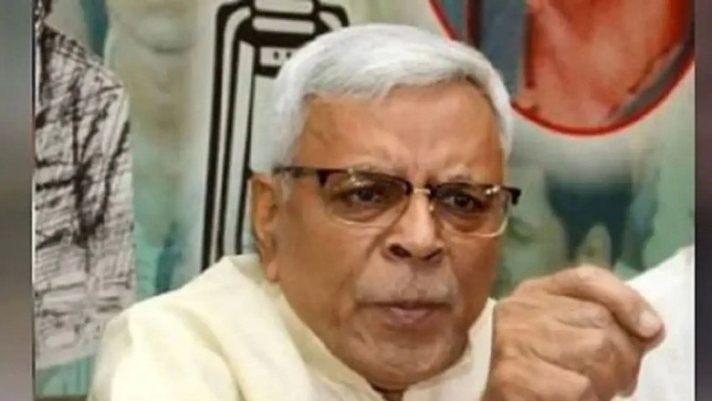 RJD leader criticises Cong leaders’ presence at Baba’s meet