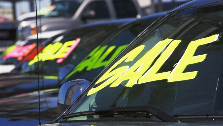 What Is The Best Time To Sell Your Car in the UAE? A Comprehensive Guide To Get The Right Price