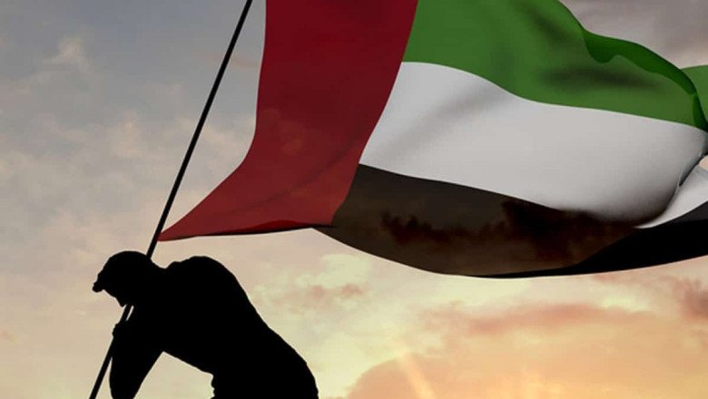 Can I work in the UAE on a visit visa?