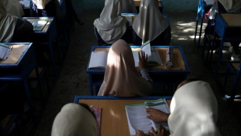 World News | Afghanistan: Defying Taliban, Three Girl Students Reach Dubai for Studies