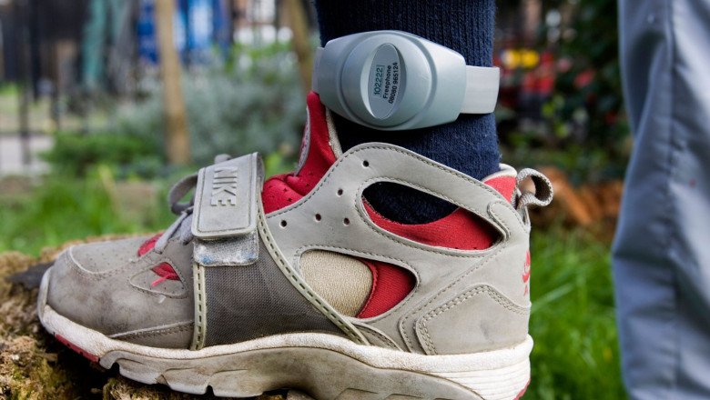 UK: Home Office ‘may fit asylum seekers with electronic tags’