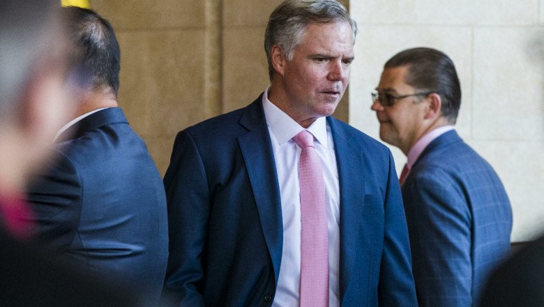 Former MGM chief Murren named chairman of a new UAE gaming authority