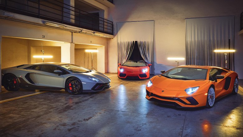 DubiCars Car Spotlight — Lamborghini Aventador: All You Need To Know About The Game-Changing Supercar