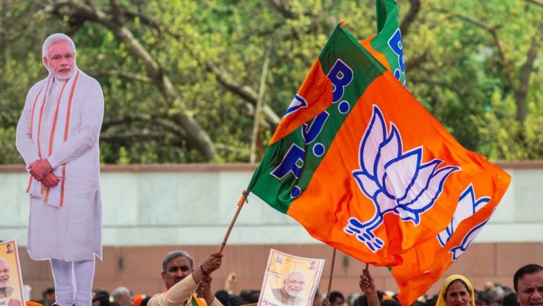 BJP leader’s blatant offer to ‘corrupt’ TMC politicians