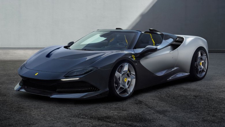 One-Off Ferrari SP-8 Supercar Debuts: True Roadster Peppered With Exclusive Highlights