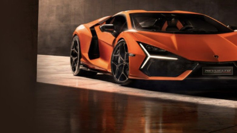 Lamborghini Revuelto Debuts In The UAE: A V12 Plug-in Hybrid Hypercar