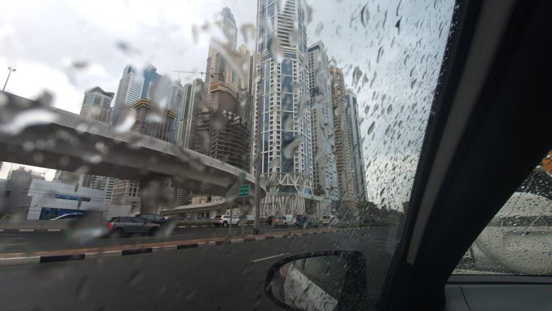 Top Tips For Driving In The UAE Rain: All You Need To Know About UAE Monsoon Driving