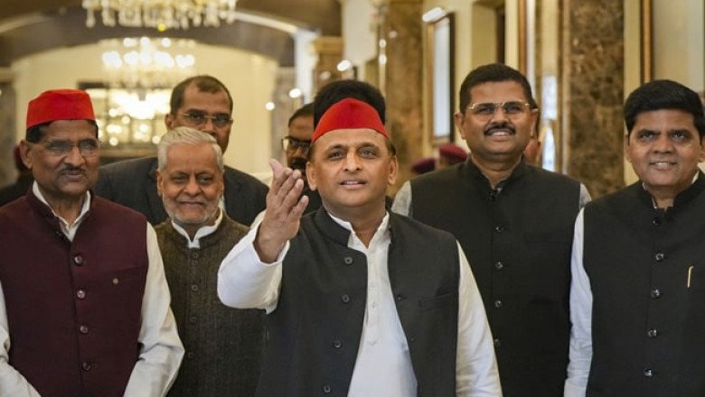 Akhilesh coins EVM slogan for Lok Sabha poll