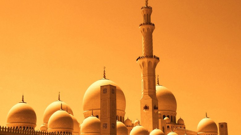 Dubai's Most Beautiful Mosques to Visit