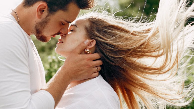 15 Undeniable Signs the Kiss Meant Something to Him
