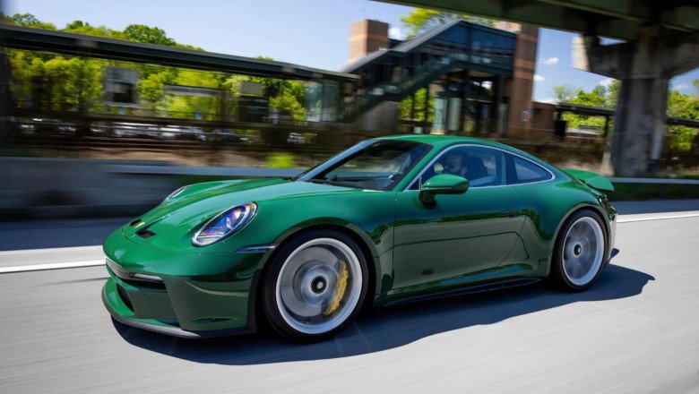 Porsche 911 GT3 Touring Review: Luxury Light-Weight Sports Tourer