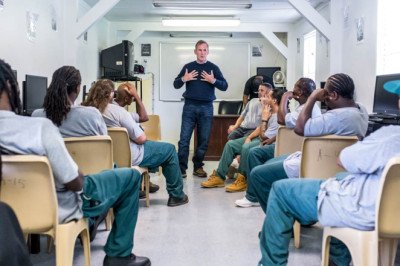 The US Has the Highest Recidivism Rates In the World—Here’s Why