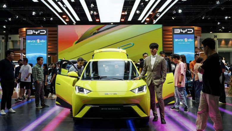 Why This Chinese EV Poses a Big Threat to the U.S. Auto Industry