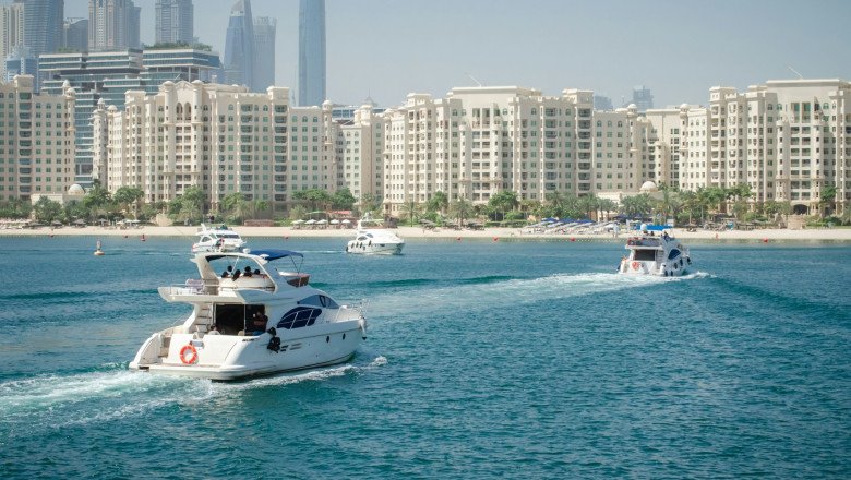 Experience the Best Yacht Cruise in Dubai
