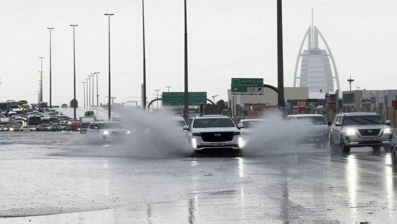 The Aftermath Of The UAE Floods of April 2024: Impact On The Car Industry