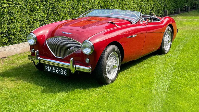 1954 Austin Healey 100M Review: A Timeless British Sports Car With Le Mans Heritage