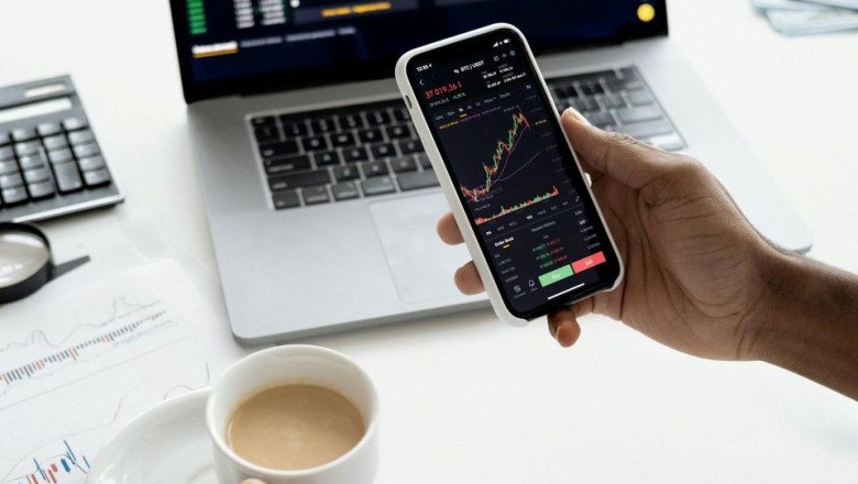 Online Forex and Stock trading opportunities in Dubai