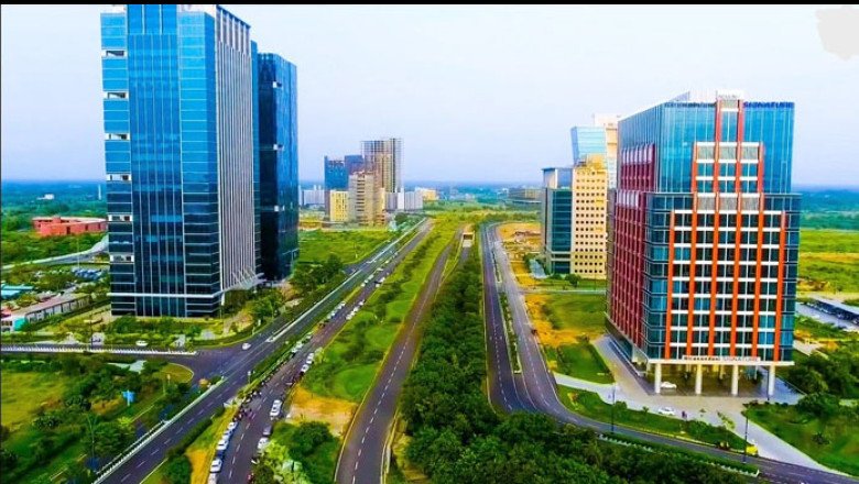 Tata AIA Launches Dollar-Denominated Life Insurance for NRIs