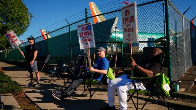 Boeing to meet union in bid to end crippling two-week strike | Business News