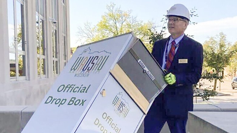 Wisconsin DA threatens mayor over photo of him removing empty ballot drop box