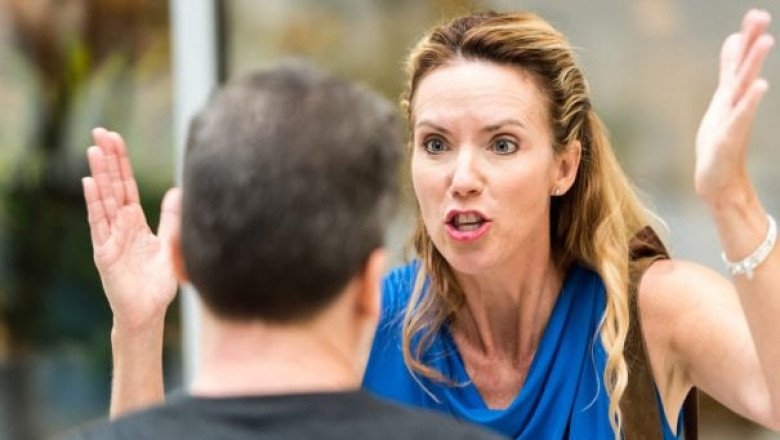 17 Most Glaring Traits of a Female Narcissist