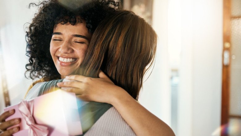 7 Thoughtful Hostess Gifts That Will Get You Invited Back