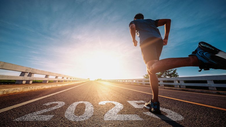 100 New Year Quotes to Motivate, Inspire & Kickstart Your Growth