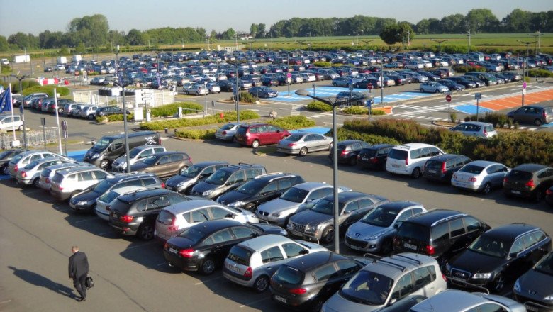 A Detailed Guide On Parking At Dubai Airport: Fees, Zones & More Details