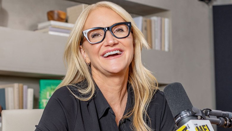 The Magnetism of Mel Robbins
