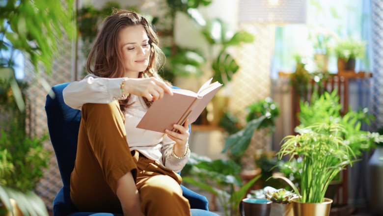 Digital Detox 101: Benefits of Unplugging From Technology & How to Get Started