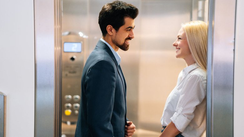 Here’s What to Consider Before Dating Your Coworker, According to an HR Director