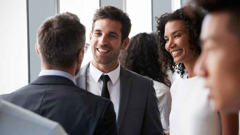 How To Network: Your Guide To Building Connections For Career Success
