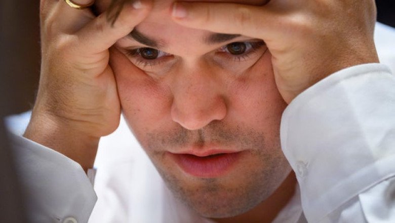 Chess grandmaster Magnus Carlsen forced into draw in showdown against “the world”