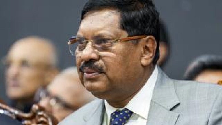 Congress leader writes to President, seeks action against Maharashtra CS, DGP over protocol violation during CJI’s felicitation