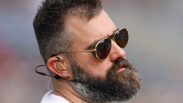 Ex-Eagles star Jason Kelce cautions NBA after NFL scheduling announcement