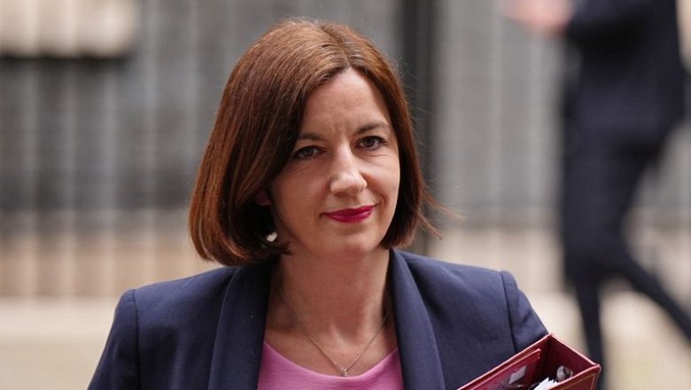 Major change to apprenticeships as government vows to ‘back the next generation’ | Politics News