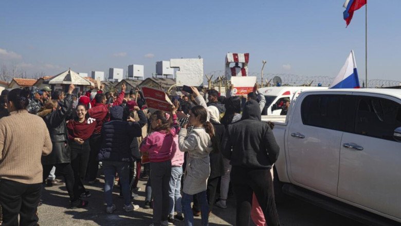 EU sanctions Syrian militia groups over ethnic violence targeting Alawites