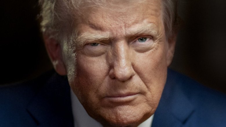 White House releases new official Trump portrait. See it here.