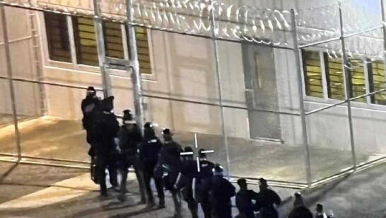 Sheriff says riot in Tennessee prison is contained, inmates back in cells