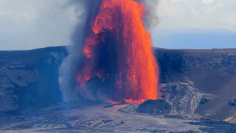 Hawaii’s Kilauea Volcano erupts for the 25th time since December. Lava reaches over 330 feet