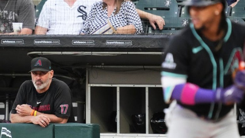 MLB star Ketel Marte in tears after fan taunts him about mother who died in car accident