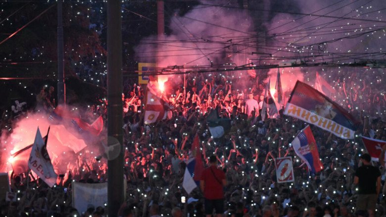 Some 140,000 protesters rally against populist Serbia govt