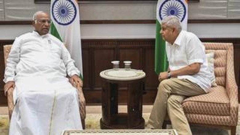 Kharge meets Dhankhar ahead of Monsoon session