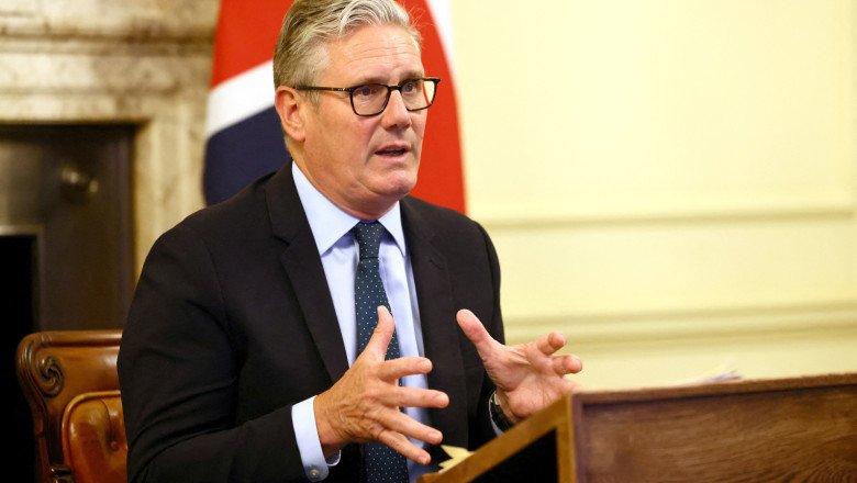 Keir Starmer blasts Nigel Farage as ‘not serious’ for wanting to leave ECHR which would put Britain ‘on par with Russia and Belarus’