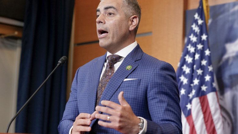 House Democrats go on offense with $3M ad blitz over tariffs, shutdown threat